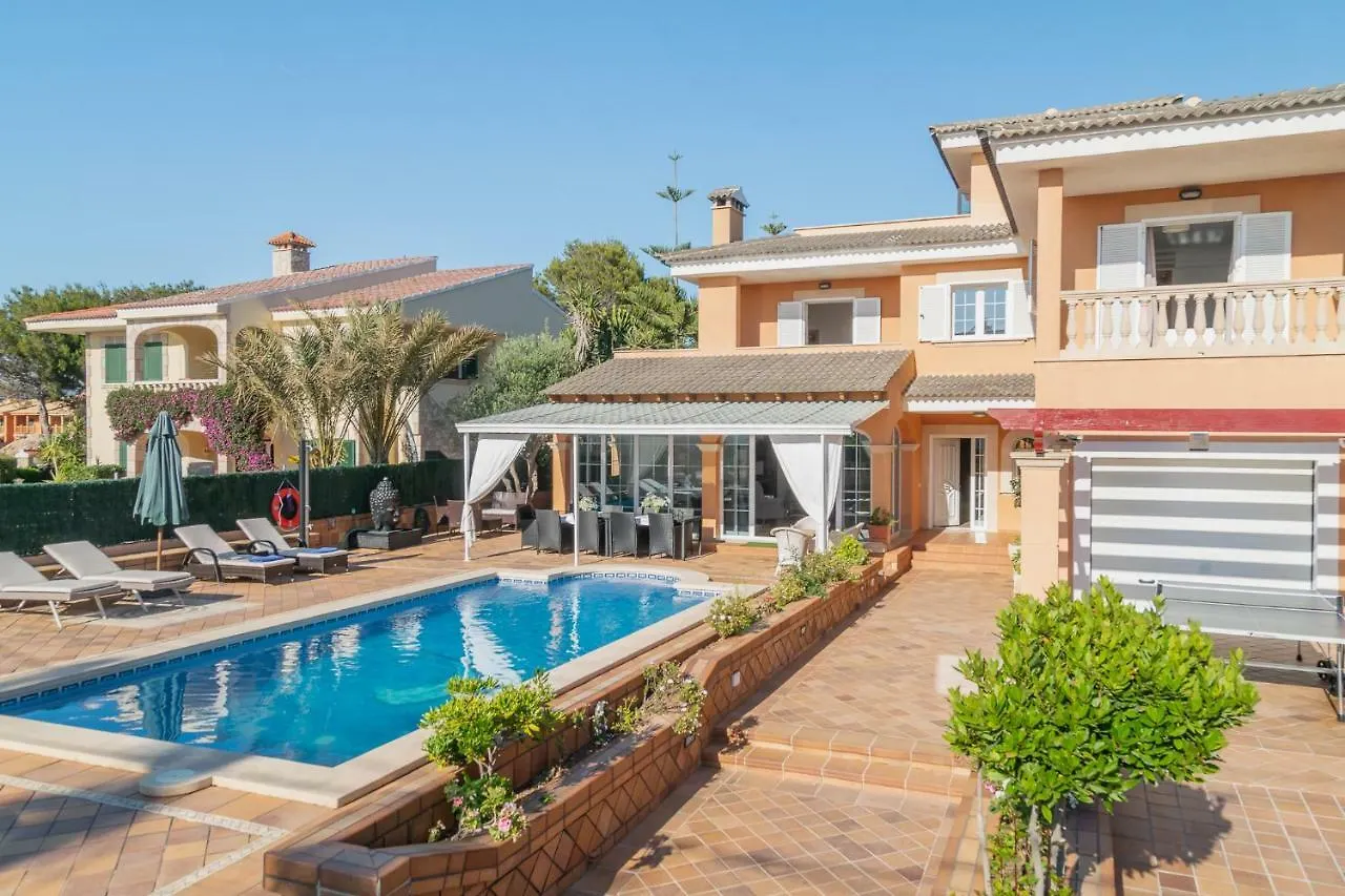 Villa Bruno El Toro